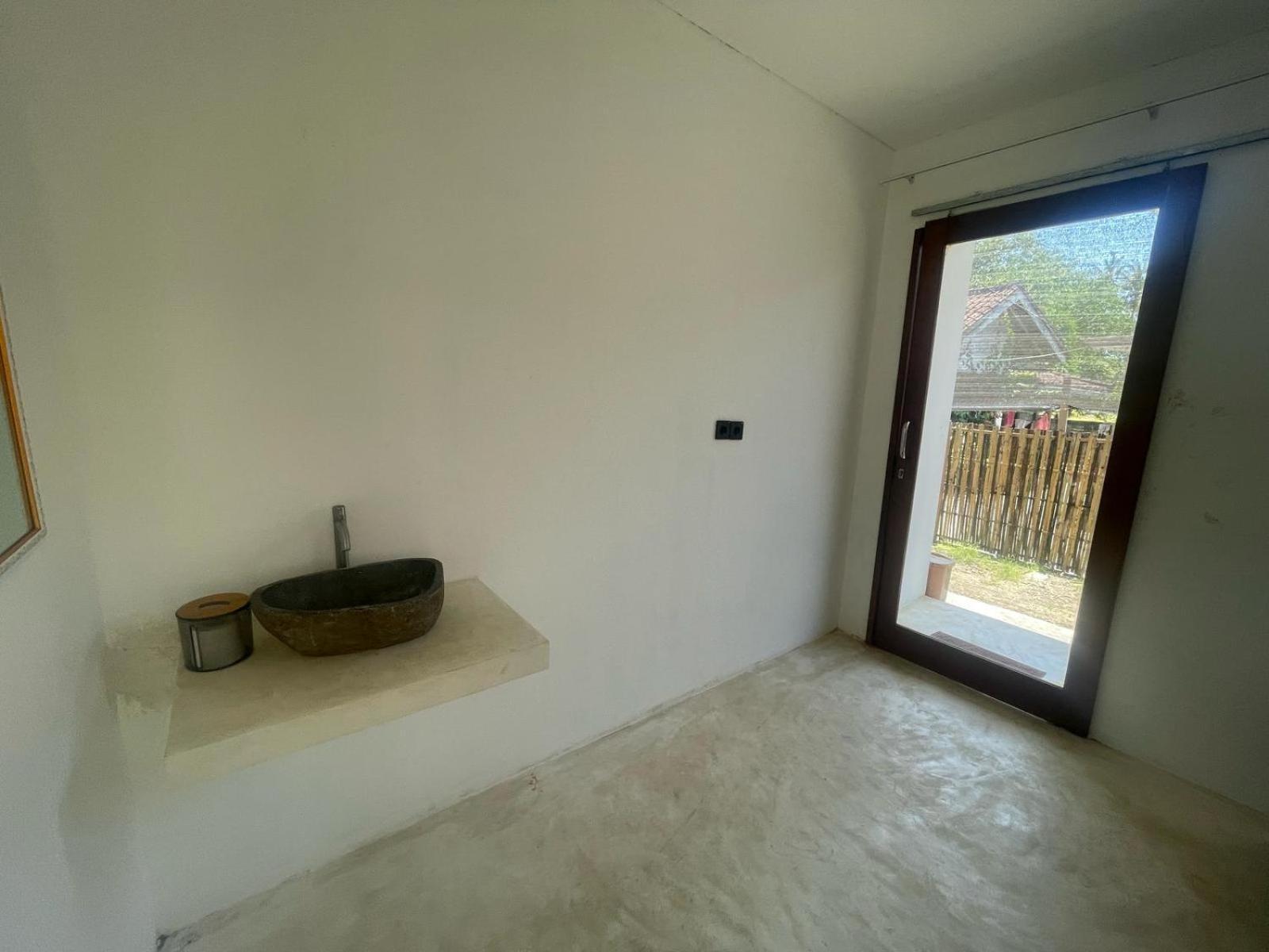 The Corner Homestay Kuta  المظهر الخارجي الصورة