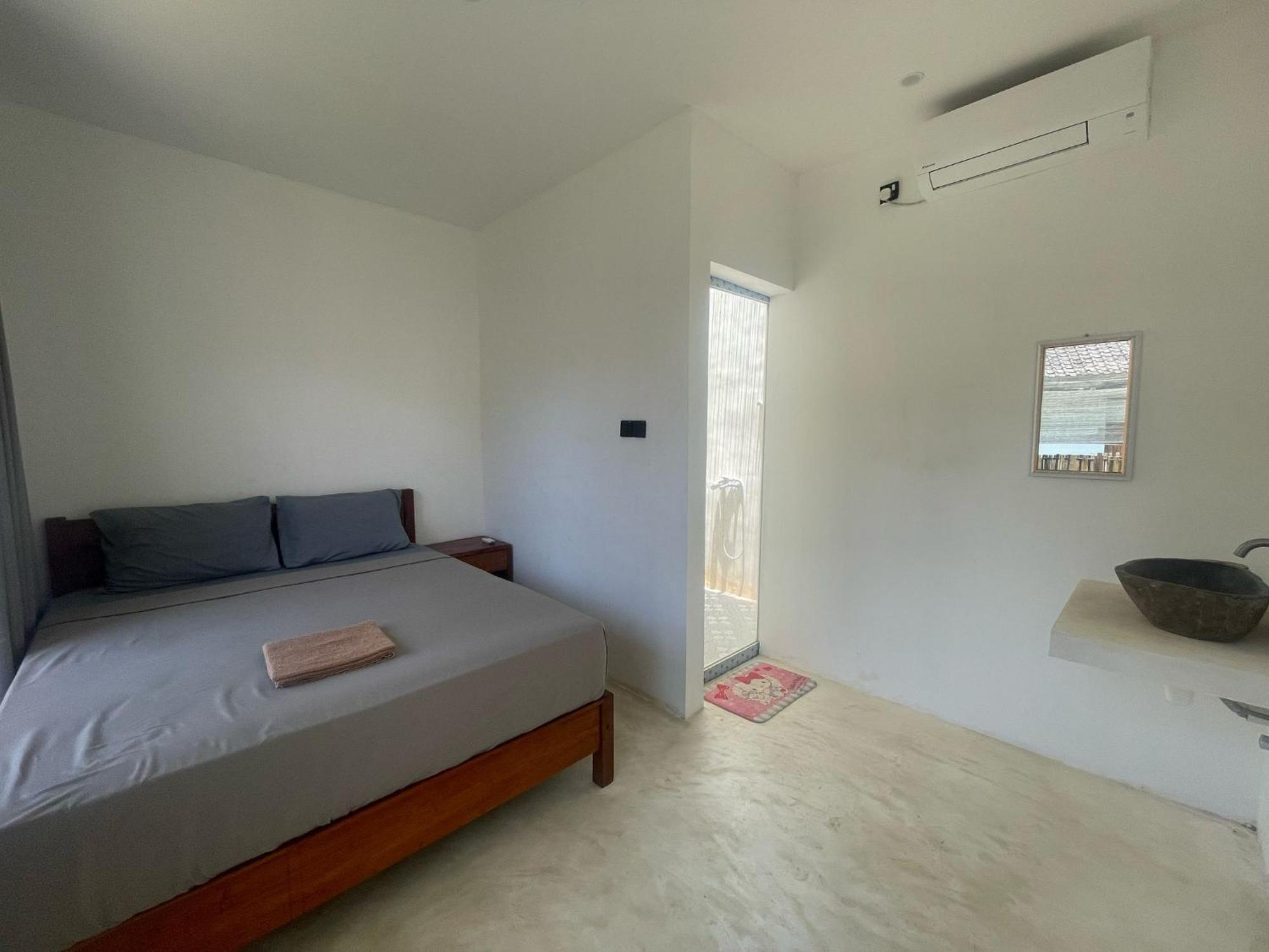 The Corner Homestay Kuta  المظهر الخارجي الصورة